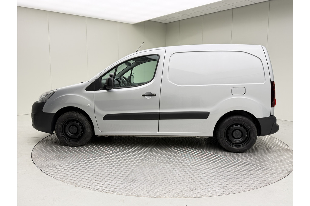Mercedes-Benz Sprinter 213 2.2 CDI 366 HD DC | Automaat | Airco | Trekhaak | Pdc v/a | Cruise control | Centrale deurvergrendeling met afstandsbed. 56274859-31.jpg | Nijs Auto's