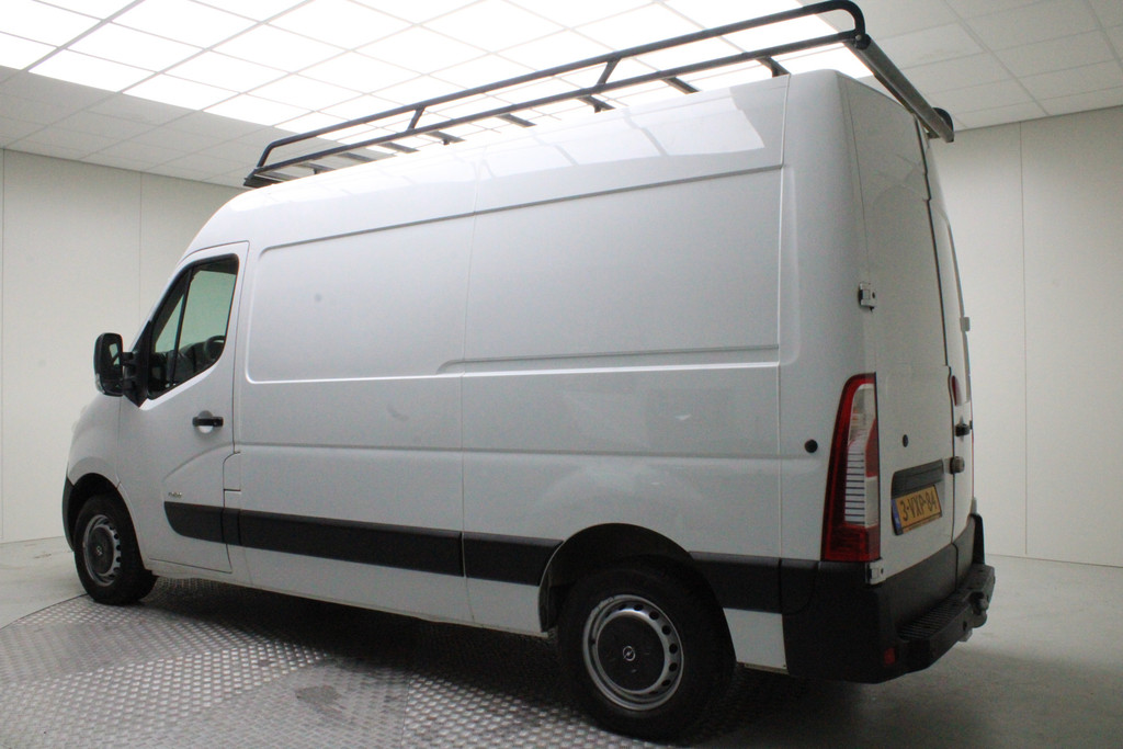 Renault Master T35 2.3 dCi L4H3 | komt geen BTW bij | Dubbellucht / Airco / Webasto / Navi / Cruise | ventilatie/verwarming laadruimte | omvorm 33120504-31.jpg | Nijs Auto's