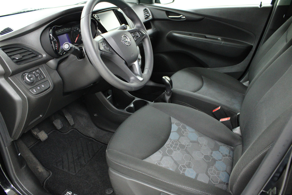 51835744-9.jpg