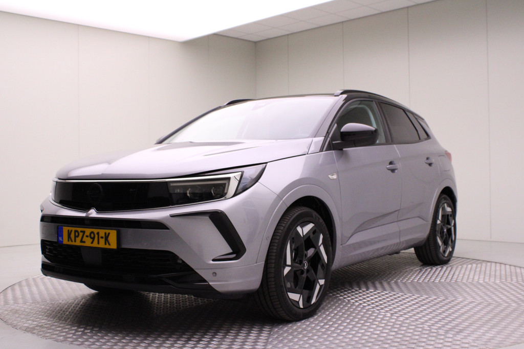 Opel Grandland 1.6 Turbo Plug-In Hybrid 4x4 GSe | 300PK | Elektr. Achterklep / Blind Spot / Keyless / AGR Stoelen / Stoel, Stuurverwarming 54478280-40.jpg | Nijs Auto's