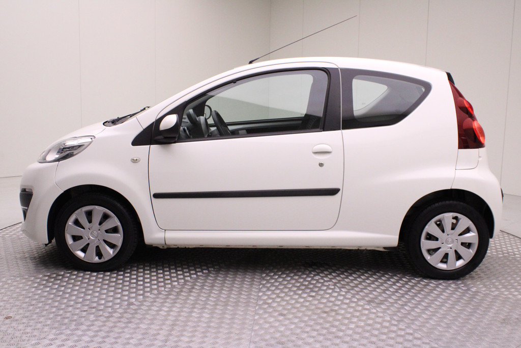 Ford Fiesta 1.25 Titanium | Airco | Radio cd | Centrale deurvergrendeling met afstandsbediening | 15 inch LM velgen 57125323-30.jpg | Nijs Auto's