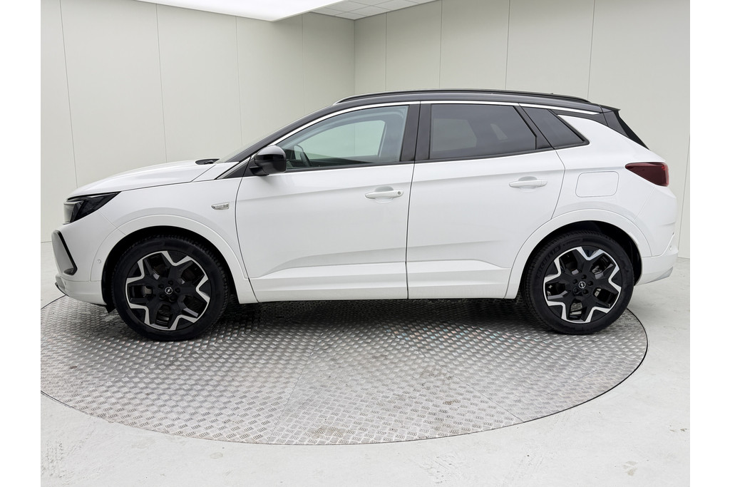 Peugeot 2008 1.2 PureTech 130 GT | automaat | panoramadak | climate control | pdc v/a+camera | carplay draadloos | spiegels elect. inklapbaar 48628873-44.jpg | Nijs Auto's